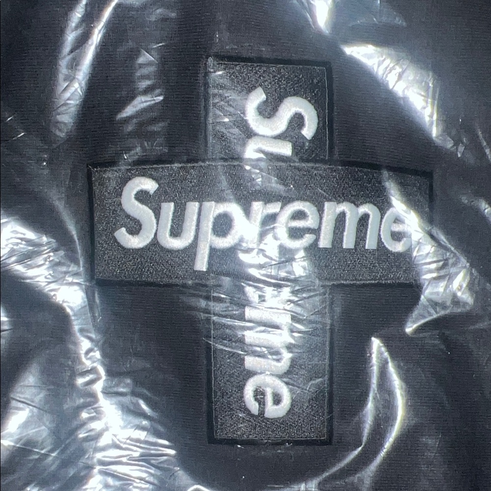 Supreme Cross Box Logo Hooded Sweatshirt (FW20) - Picture 4 of 4